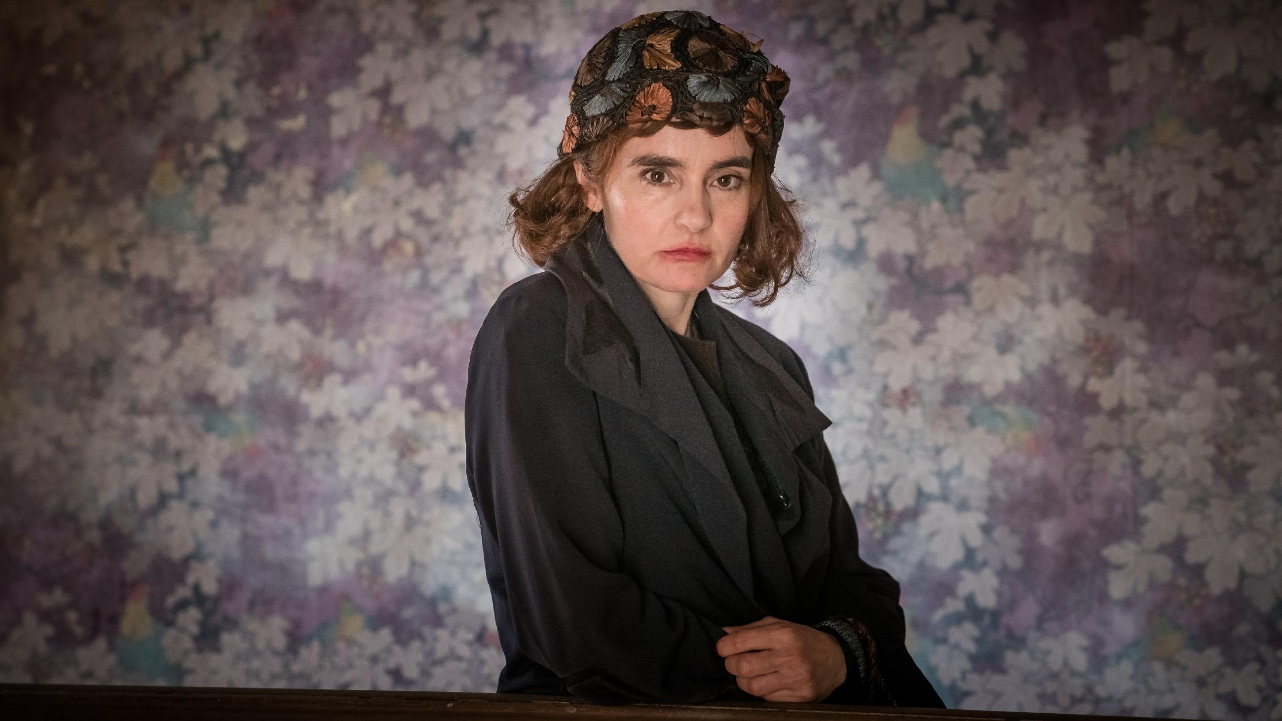 „Harry Potter“-Star Rupert Grint und John Malkovich ermitteln in Agatha Christies „Die Morde des Herrn ABC“ Rose Marbury (Shirley Henderson)