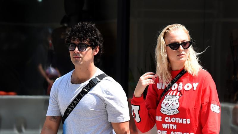 Sophie Turner und Joe Jonas wählten ihre Hochzeitsgäste per Zufall aus Sophie Turner und Joe Jonas: Zufällige Hochzeitsgäste