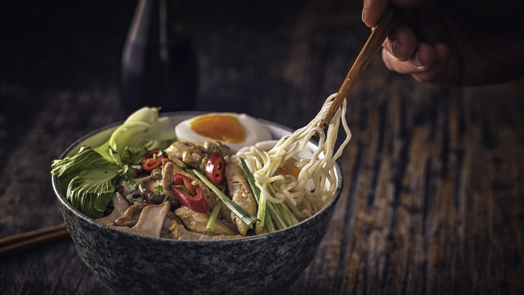 Ramen - dieser Foodtrend aus Japan ist der neueste Hype Die japanische Ramen-Suppe ist ein leckerer und gesunder Sattmacher.