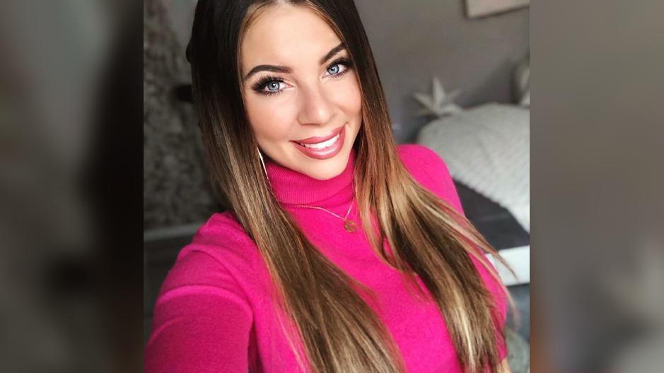 Jenny Frankhauser trägt ihre Haare wieder blond Jenny Frankhauser mit braunen Haaren
