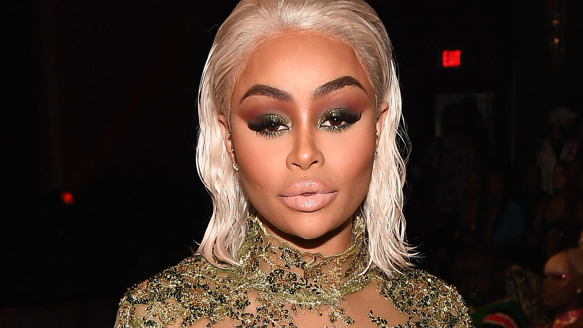 Krass! Kardashian-Ex Blac Chyna dreht völlig durch Blac Chyna guckt böse