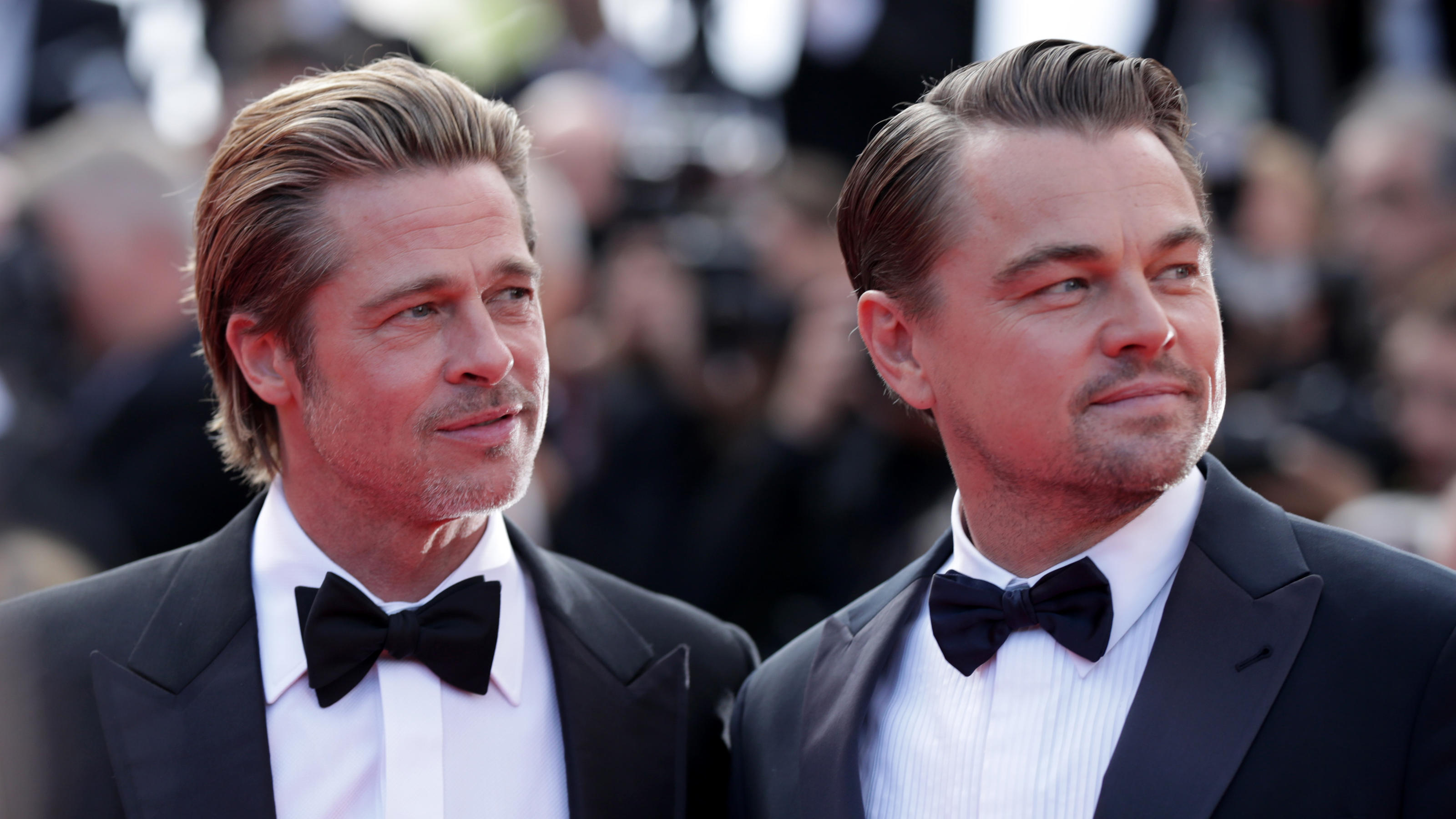 Bei diesem Star geraten Brad Pitt und Leonardo DiCaprio ins Schwärmen Brad Pitt und Leonardo DiCaprio bei der Premiere ihres Thrillers "Unce Opon In Hollywood".