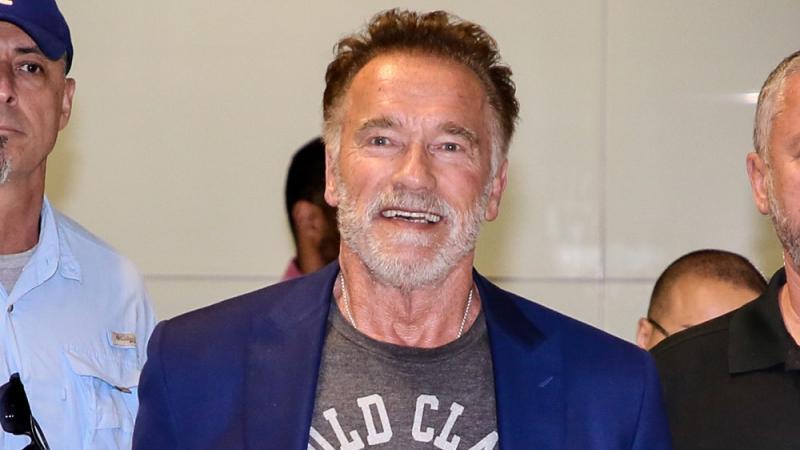 Arnold Schwarzenegger hält bewegende Trauerrede für Niki Lauda Arnold Schwarzenegger: Trauerrede für Niki