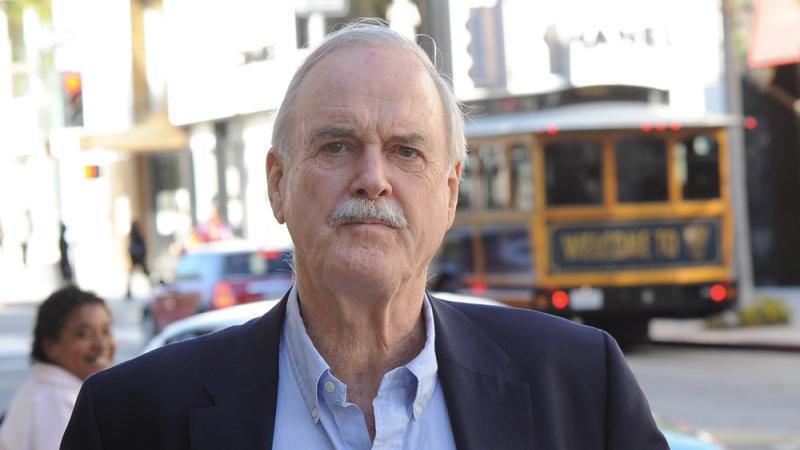 John Cleese: Rolle in 'Clifford, der große rote Hund' John Cleese: Rolle in 'Clifford, der große rote Hund'