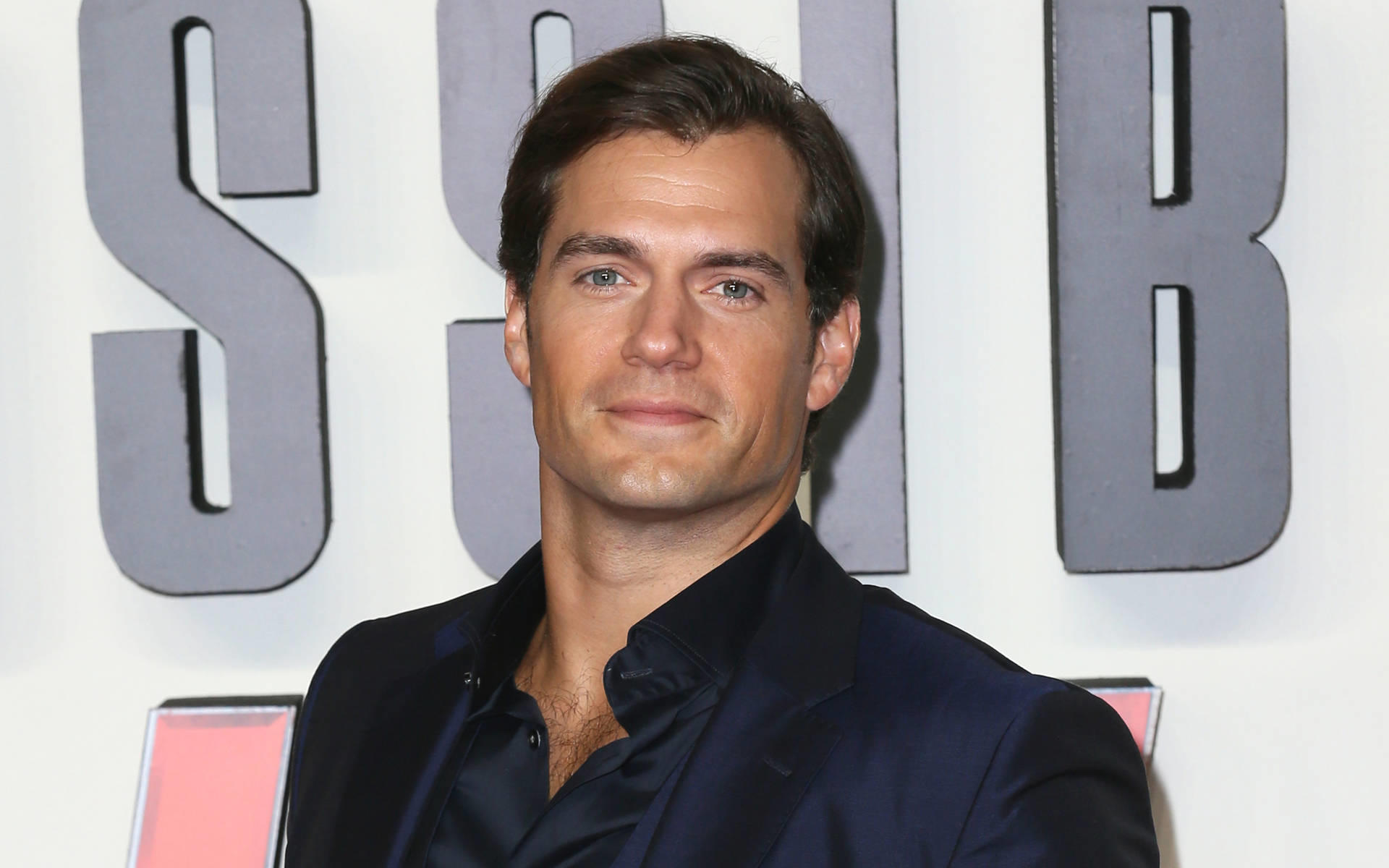 Henry Cavill spielt Sherlock Holmes in neuem Kinofilm Henry Cavill: Als Sherlock Holmes auf Verbrecherjagd
