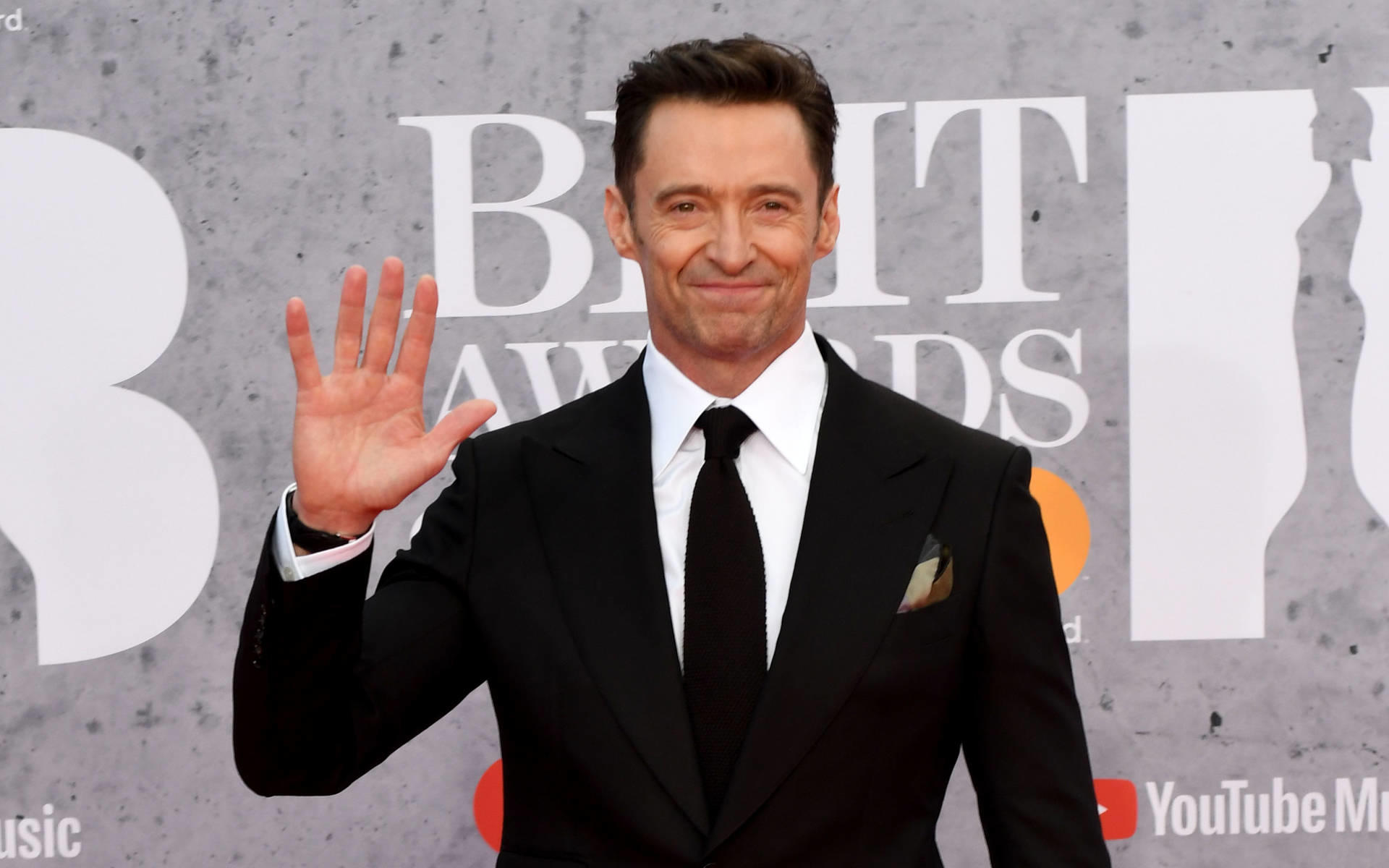 Hugh Jackman hilft Fan bei Heiratsantrag Hugh Jackman hilft Fan bei Heiratsantrag