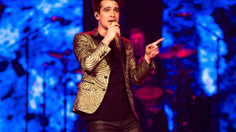 Nach "Big Machine Records"-Übernahme: Brendon Urie kritisiert Sooter Braun Brendon Urie: Scharfe Kritik an Scooter Braun