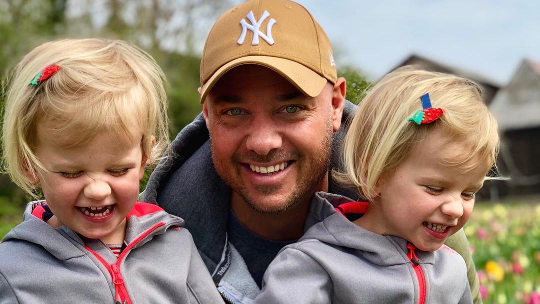 Ex-Bachelor Christian Tews: So groß sind seine Zwillinge schon geworden Christian Tews, Zwillinge
