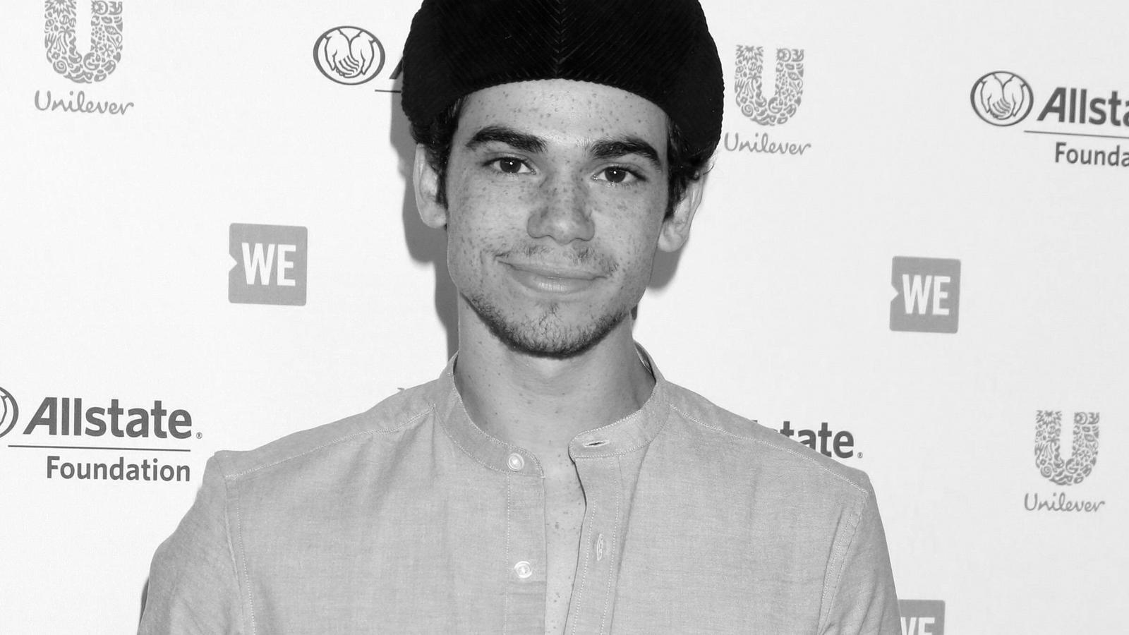 Cameron Boyce (†20): Eltern veröffentlichen Statement - Schmerz ist „unbeschreiblich“ Disney-Star Cameron Boyce starb mit nur 20 Jahren.