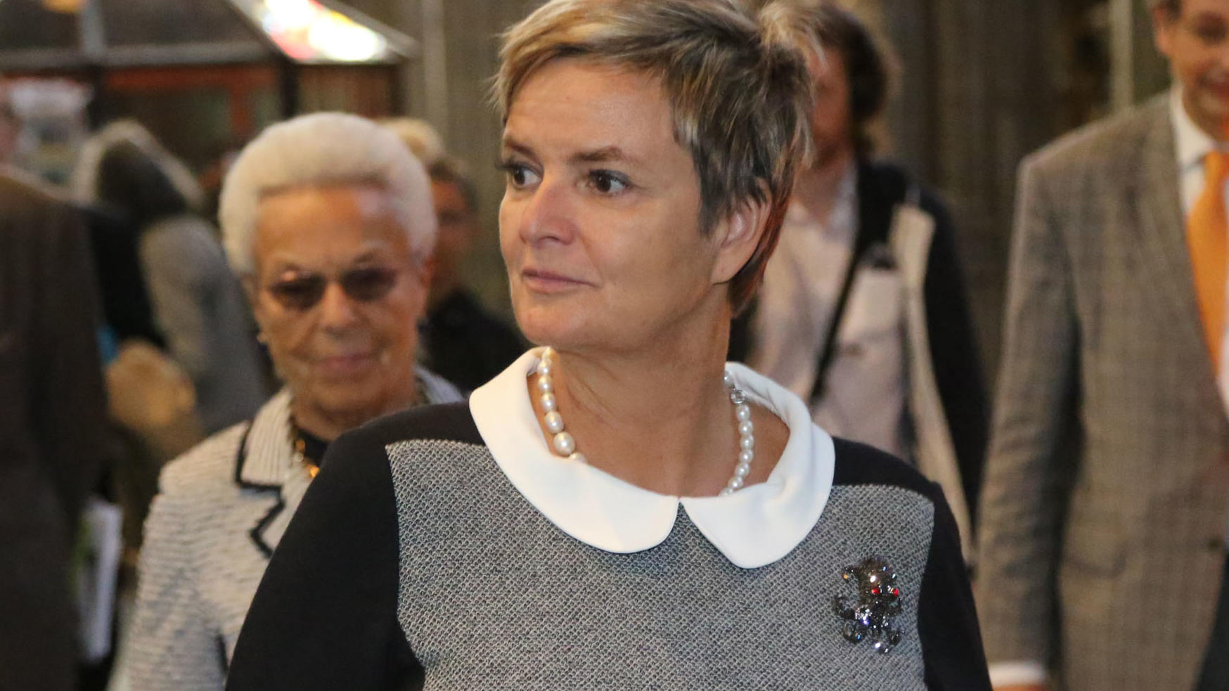 „Revolverheld“-Frontmann Johannes Strate: Kritik an Gloria von Thurn und Taxis Fürstin Gloria von Thun und Taxis reagiert gelassen auf die Kritik von "Revolverheld".
