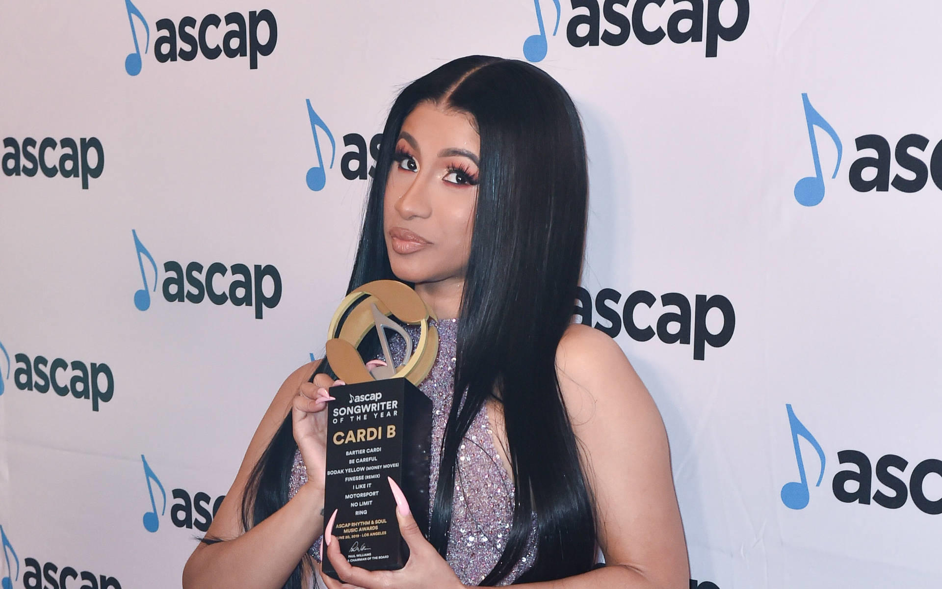 Cardi B: Schweden-Boykott kommt nicht in die Tüte Cardi B: Schweden-Boykott kommt nicht in die Tüte