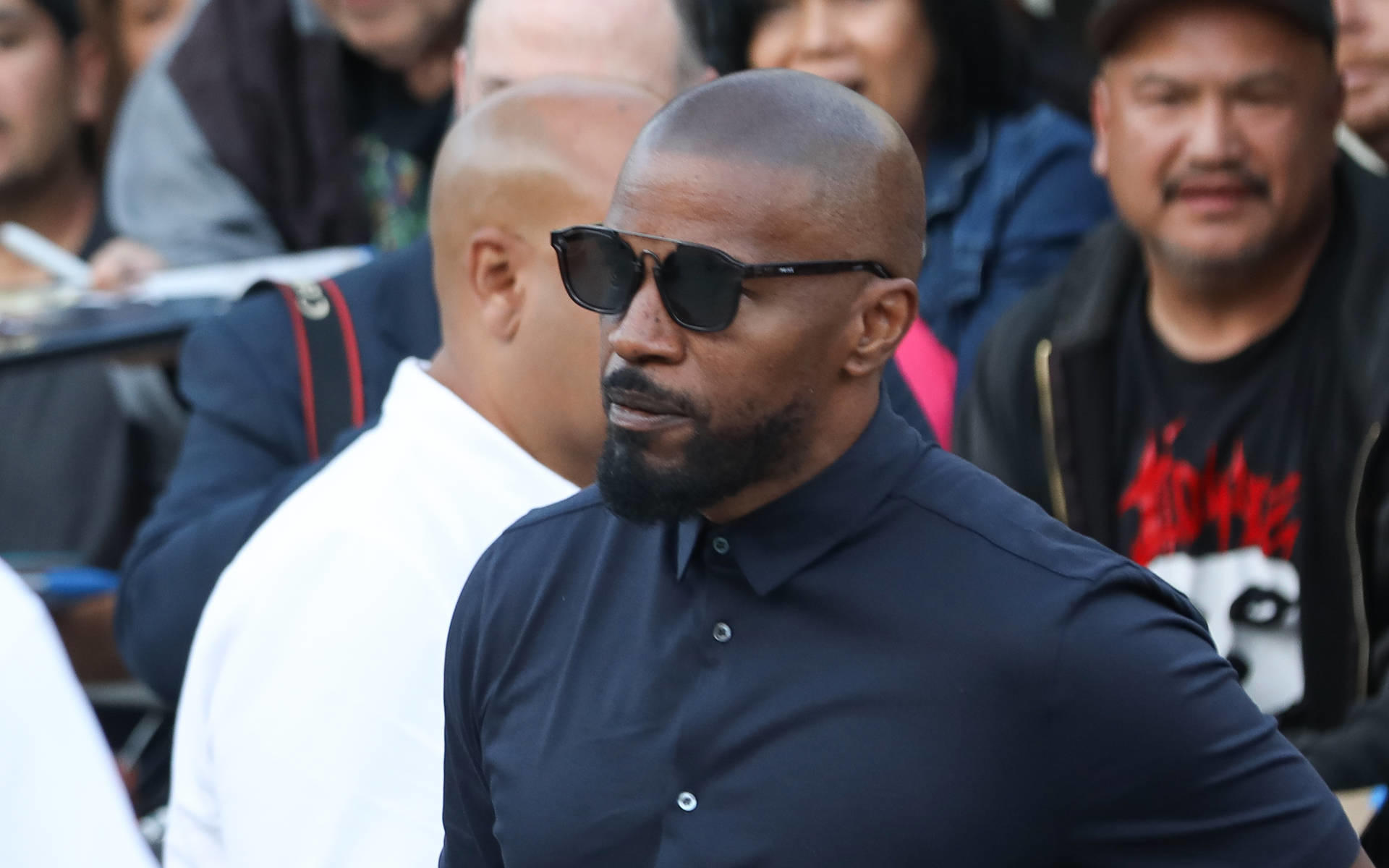 Jamie Foxx hält Händchen mit einer anderen: Alles aus mit Katie Holmes? Jamie Foxx hält Händchen mit einer anderen: Alles aus mit Katie Holmes?