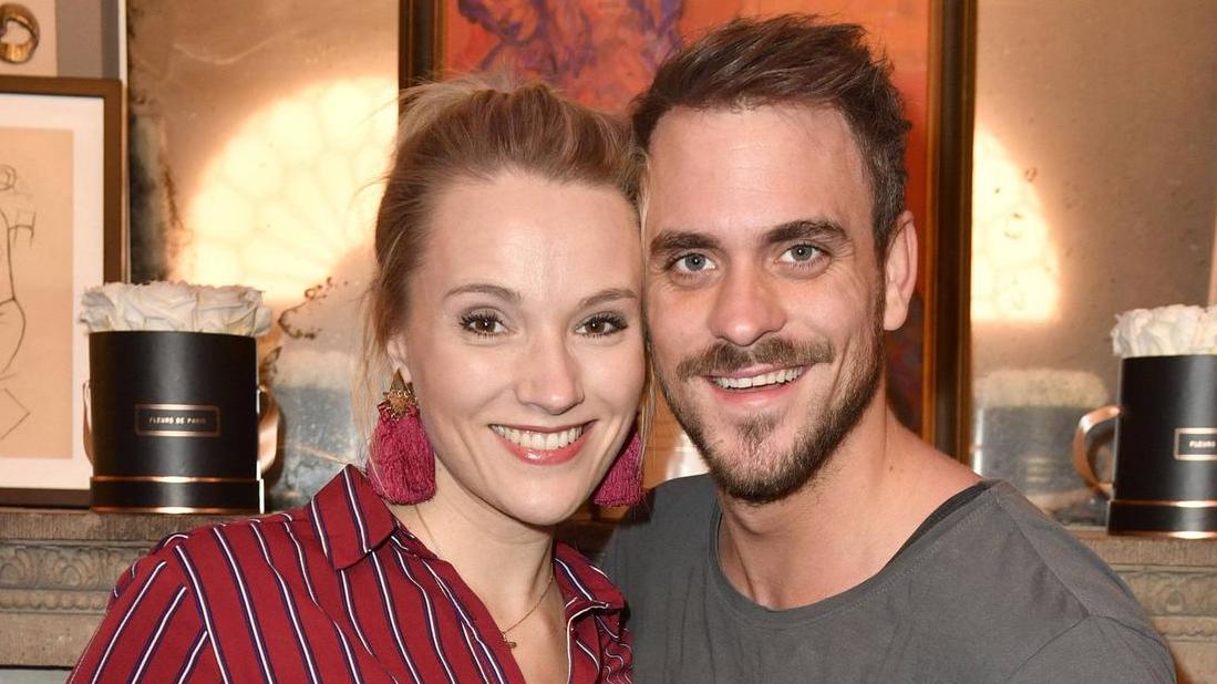 Marc Barthel: Endlich zeigt er wieder ein Bild mit Söhnchen Leo Marc Barthel und Anna Hofbauer