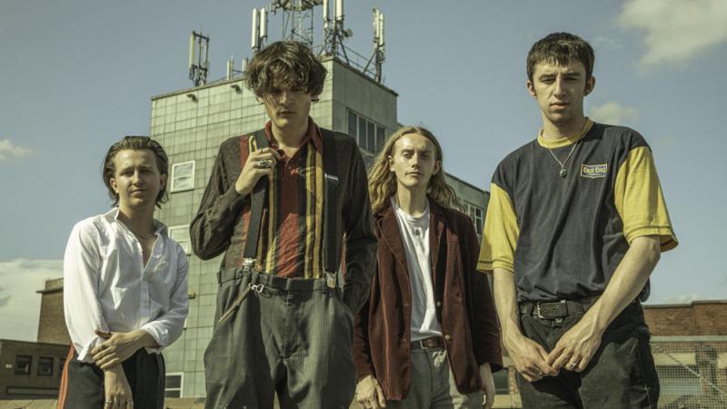 BlackWaters: Ehrfurcht vor dem Idol BlackWaters: Ehrfurcht vor dem Idol