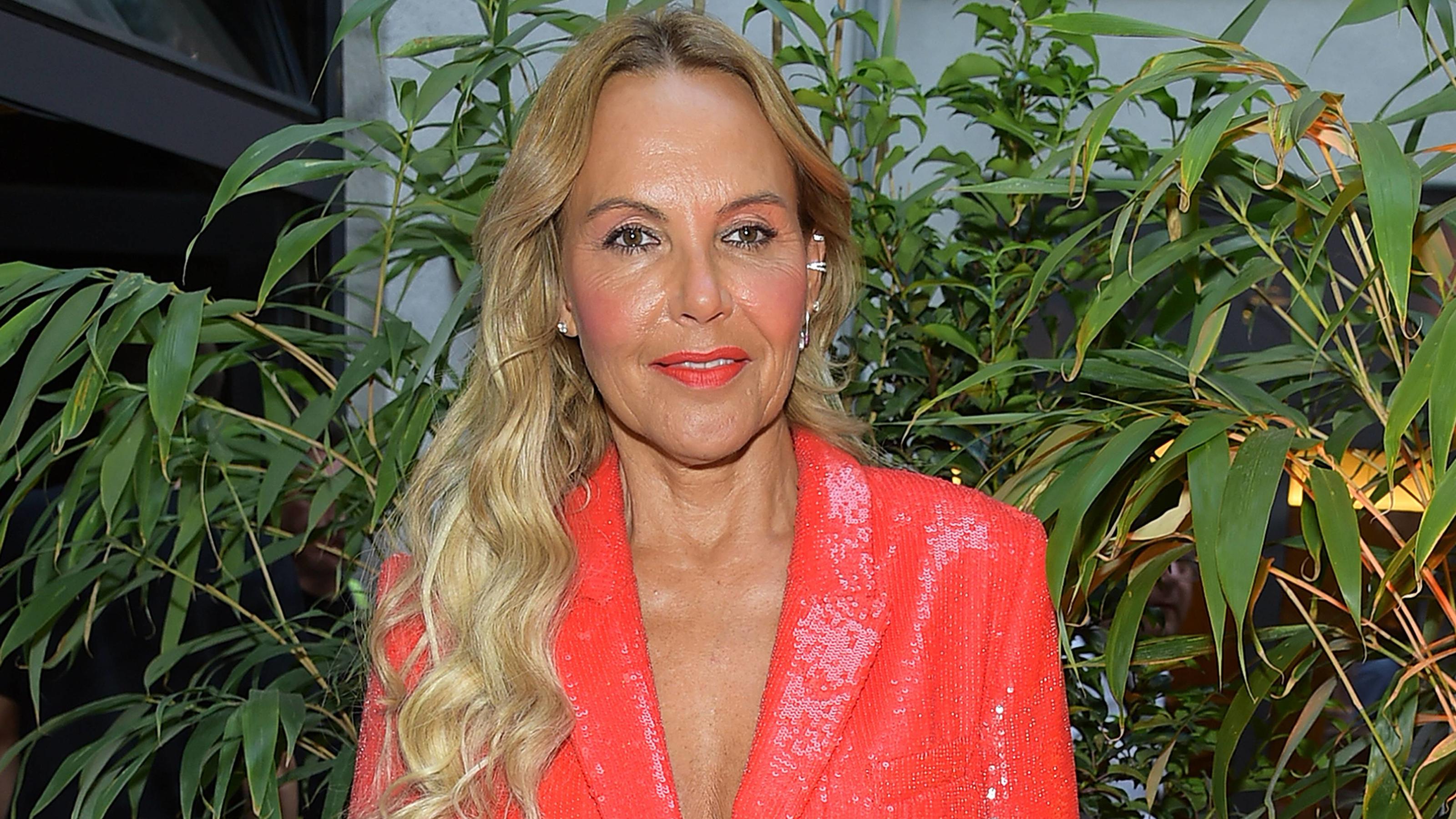 Natascha Ochsenknecht zeigt Kinderfoto: So anders sah sie damals in der Grundschule aus Bar Neueroeffnung BAR bOx Natascha Ochsenknecht bei der Neueroeffung BAR bOx der neue Hangout-Hotspot im Generator in Berlin am 22.08.2019 *** Bar New opening BAR bOx Natascha Ochsenknecht at the new opening BAR bOx the new Hangout Hotspot in the Gen