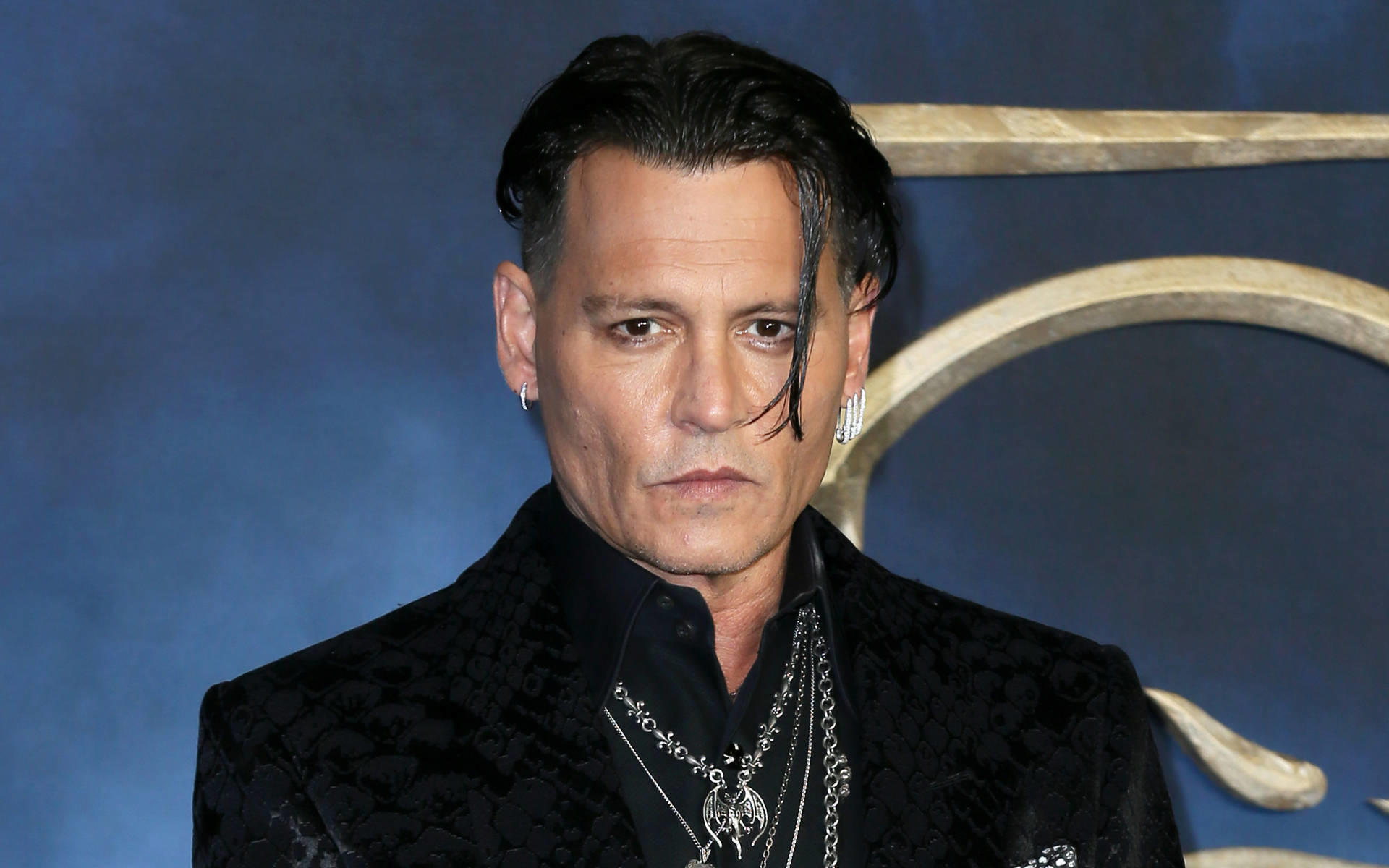 Johnny Depp: Nach schweren Vorwürfen von Amber Heard möchte er eine öffentliche Verhandlung Johnny Depp verlangt öffentliche Verhandlung