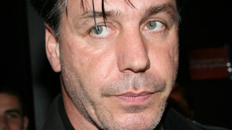 Till Lindemann veröffentlicht die erste Single seines kommenden Soloalbums Till Lindemann