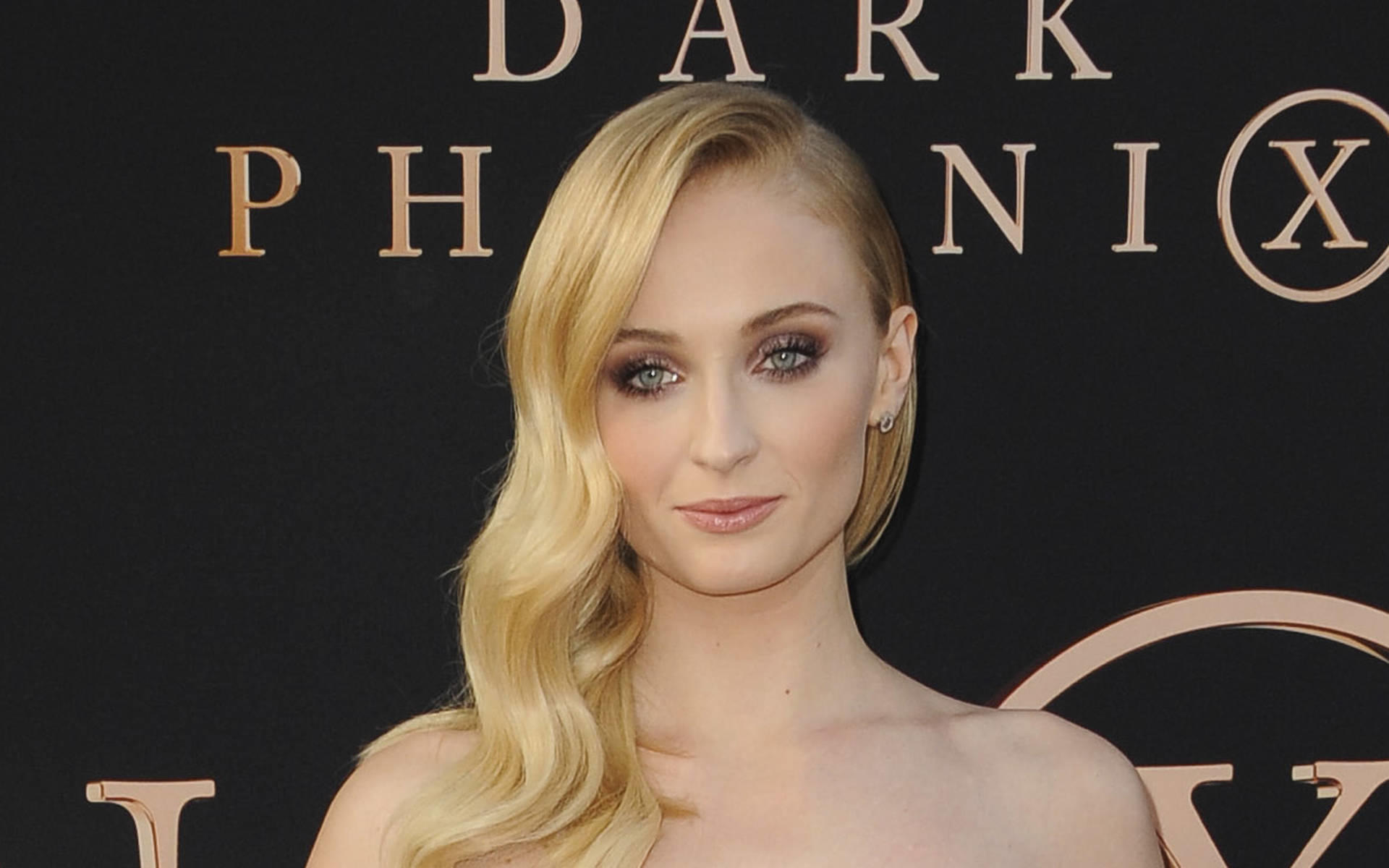 „Game of Thrones“-Star Sophie Turner spielt in Thriller-Serie „Survive“ mit 'Survive': Sophie Turner landet neue Serienrolle