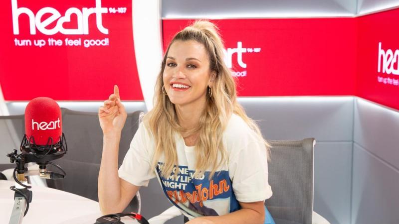 Ashley Roberts verneint Gerüchte über eine Pussycat Dolls-Reunion Ashley Roberts verneint Gerüchte über eine Pussycat Dolls-Reunion