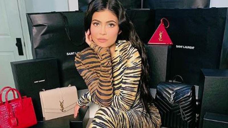 Kylie Jenner: Ins Krankenhaus eingeliefert! Kylie Jenner: Ins Krankenhaus eingeliefert!