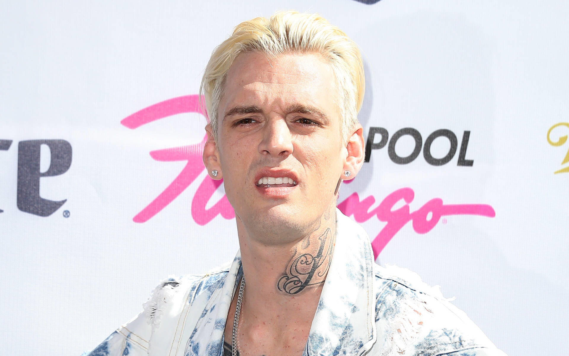 Nach einstweiliger Verfügung: Aaron Carter verkauft Waffensammlung Nach einstweiliger Verfügung: Aaron Carter verkauft Waffensammlung