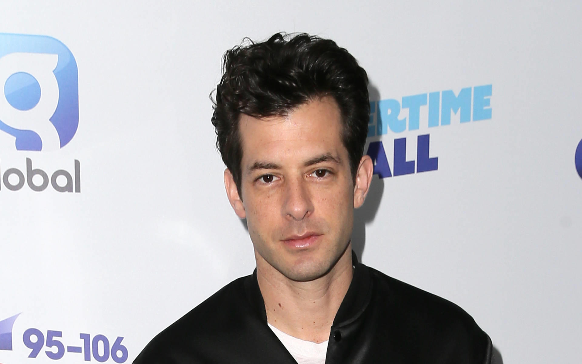 Mark Ronson entschuldigt sich für TV-Interview Mark Ronson: Ehrlich zerknirscht nach TV-Interview