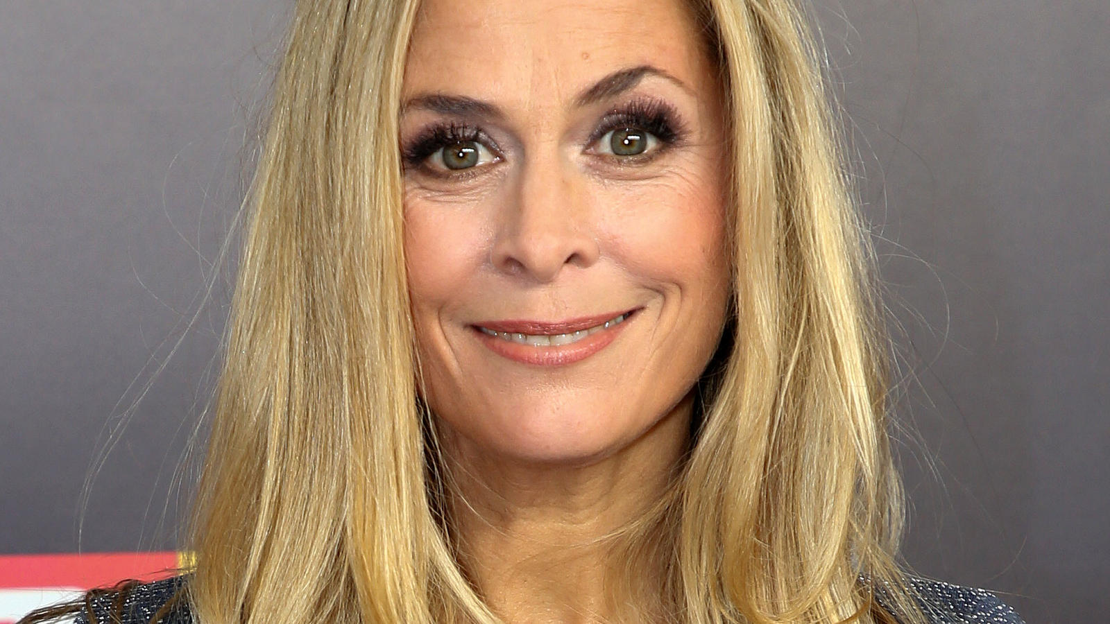 Tanja Lanäus: Der Ex-„Verbotene Liebe“-Star zieht erneut für den „Playboy“ blank Tanja Lanäus bei der Verleihung von Der Deutsche Comedypreis 2019 am 2.10.2019 in Köln Deutscher Comedypreis 2019 in Köln Tanja Lanäus at the award ceremony of The German Comedy Prize 2019 on 2 10 2019 in Cologne German Comedy Prize 2019 in Cologne