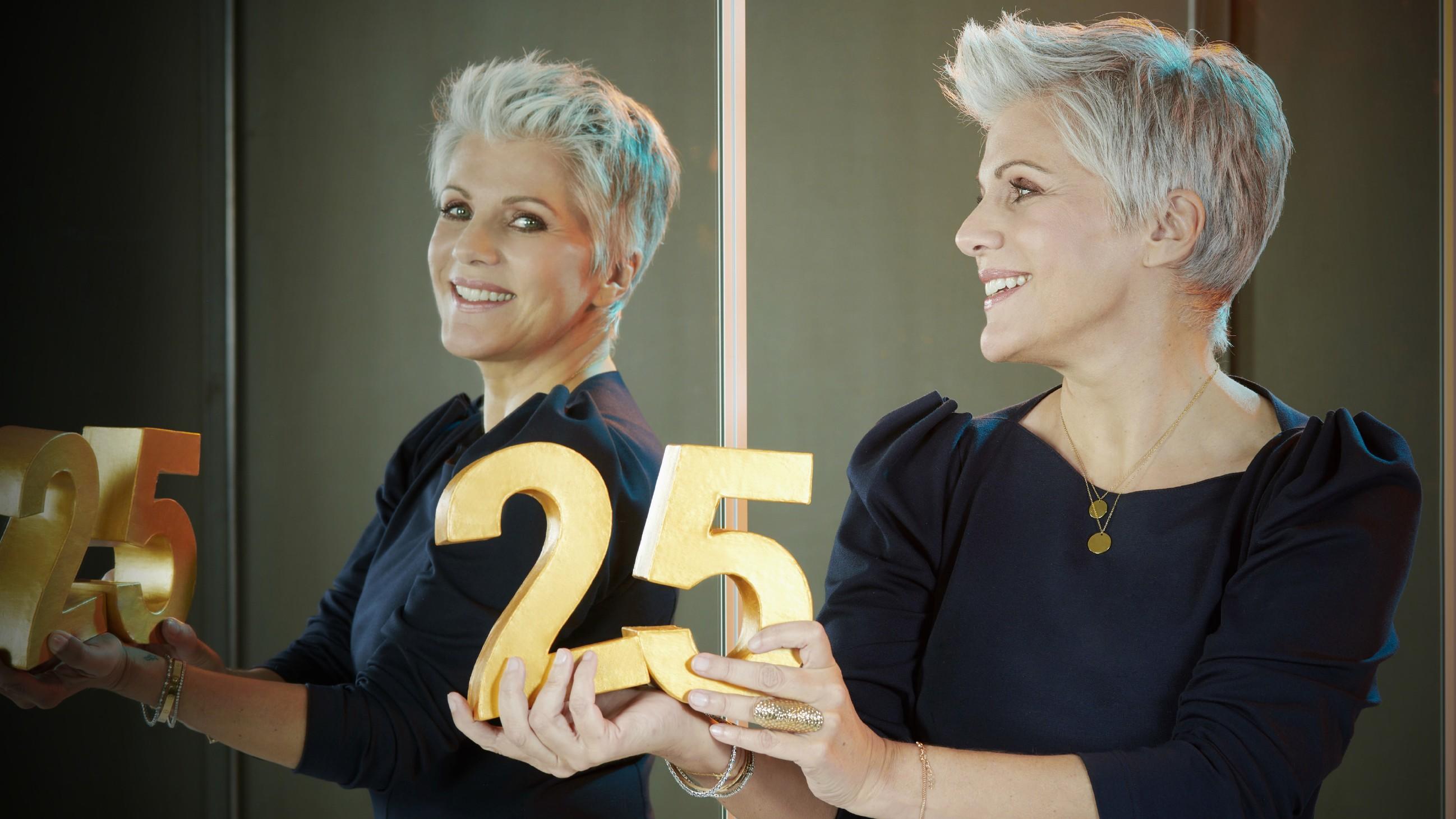 Zum 25jährigen Jubiläum von „Extra“: Birgit Schrowange über ihre Highlights Birgit Schrowange feier 25-jähriges EXTRA-Jubiläum
