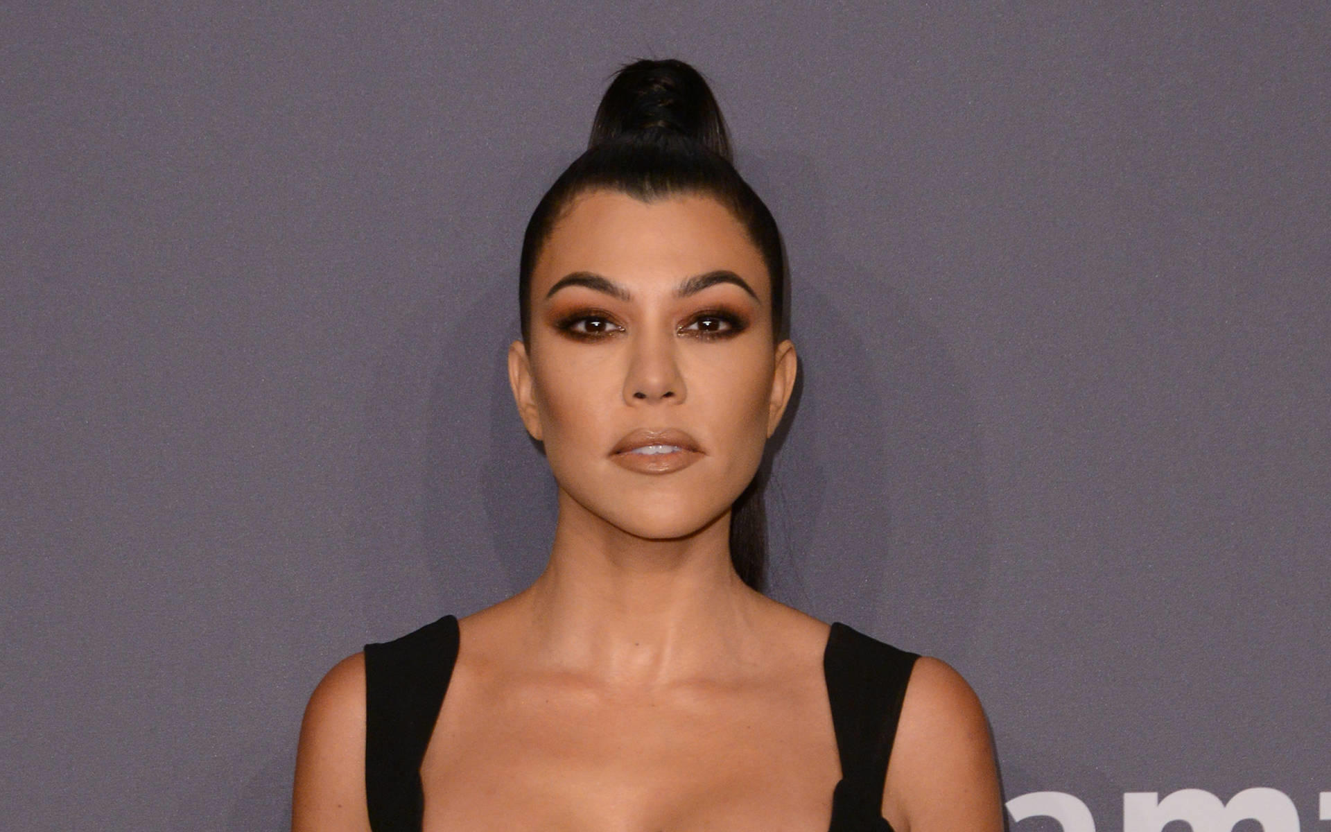 Kourtney Kardashian: Dreiste Angestellte klaut ihr Geld aus dem Portmonee Einfach weg: Kourtney Kardashian dreist von Angestellter bestohlen
