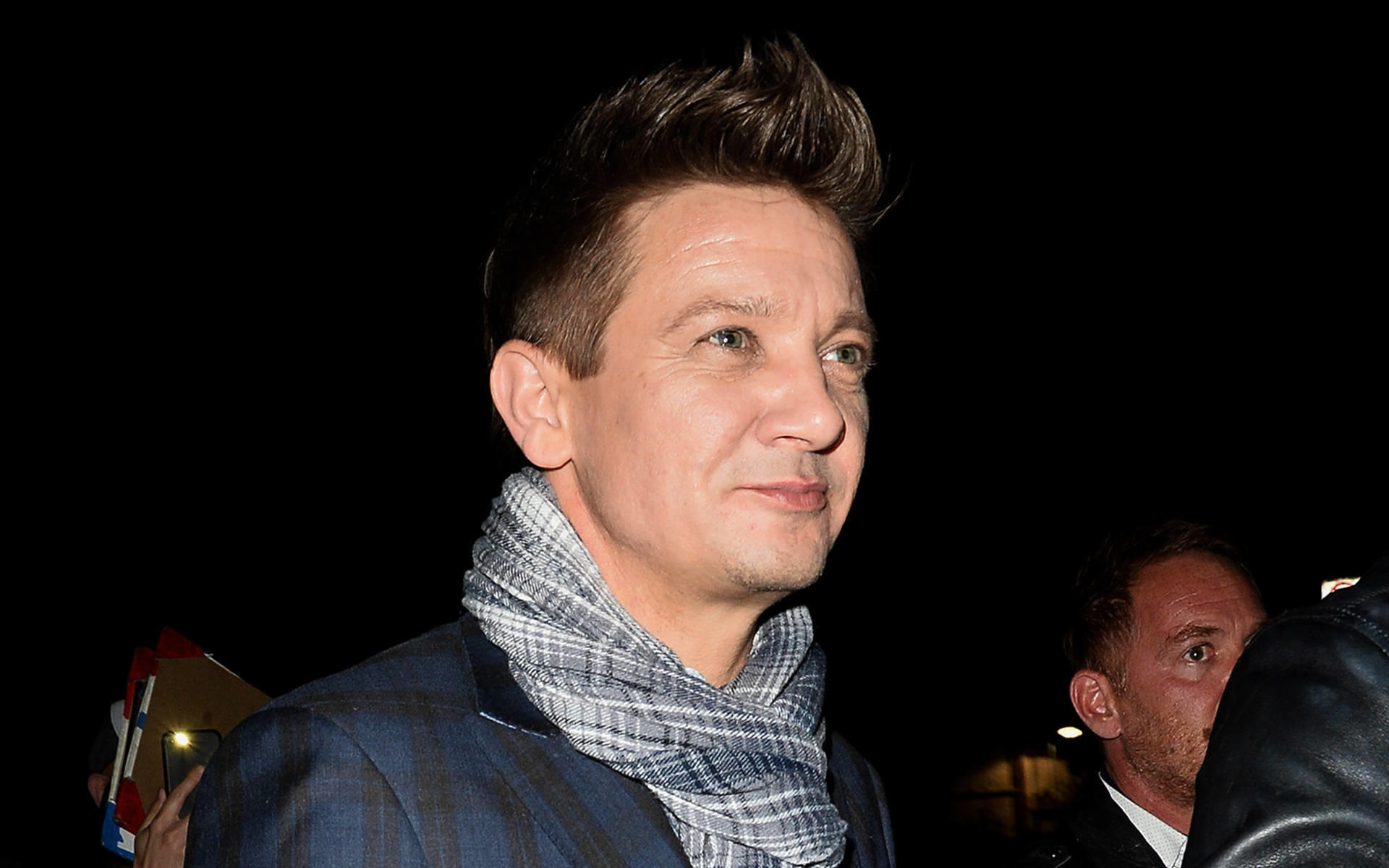 Jeremy Renners Ex-Frau sucht Schutz Jeremy Renners Ex-Frau sucht Schutz