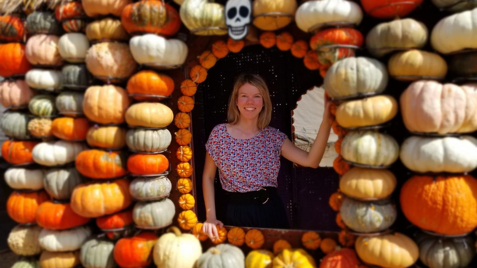 Mr. Bones Pumpkin Patch: Hier machen die Stars und ihre Kinder am liebsten Halloween-Fotos Claudia Oberst bei Mr. Bones Pumpkin Patch.