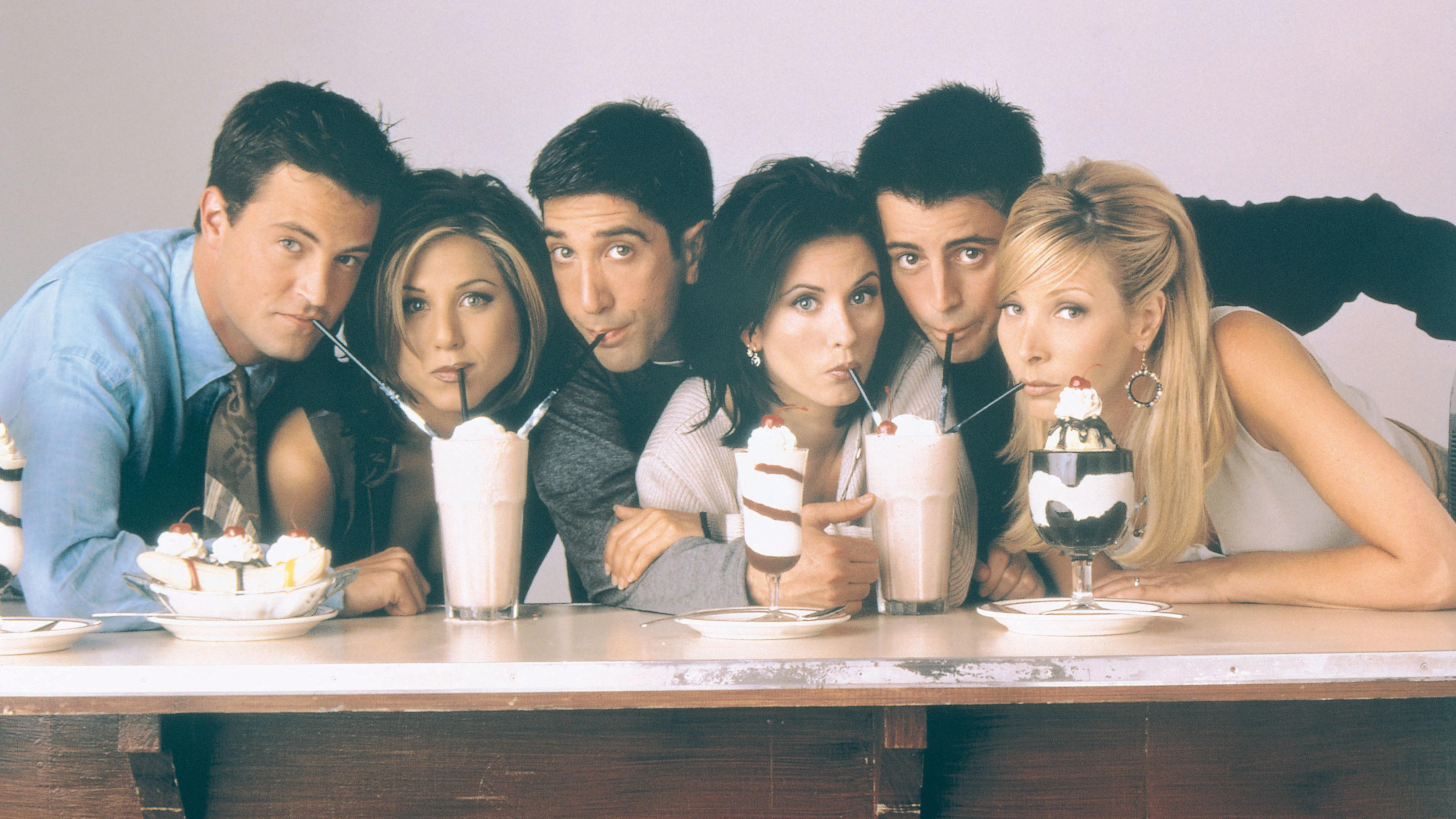 Jennifer Aniston über ein "Friends"-Comeback: "Wir arbeiten an etwas!" Kommt die erfolgreiche Serie "Friends" nach 15 Jahren zurück ins Fernsehen? Jennifer Aniston macht klare Andeutungen.