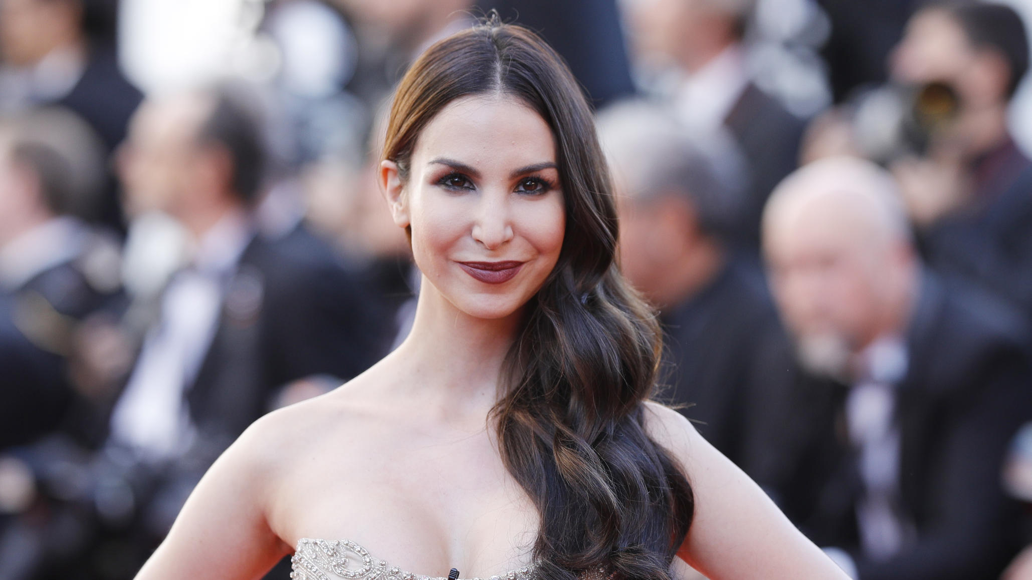 „Nachtschwestern“-Star Sila Sahin: Keine weitere Schwangerschaft Sila Sahin in Cannes 2017