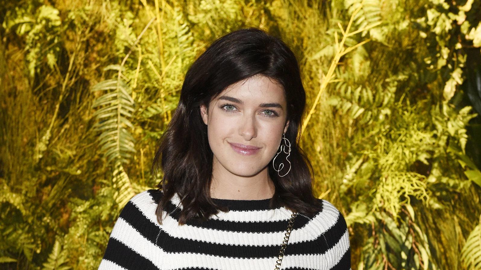 Marie Nasemann verteidigt ihr Busen-Foto Marie Nasemann bei der Catwalk-Show aus Salonshow und Ethical Fashion on Stage auf der Berlin Fashion Week Autumn/Winter 2018 im Kraftwerk. Berlin, 17.01.2018 *** Marie Nasemann at the catwalk show from Salon Show and ethical fashion on stage at the