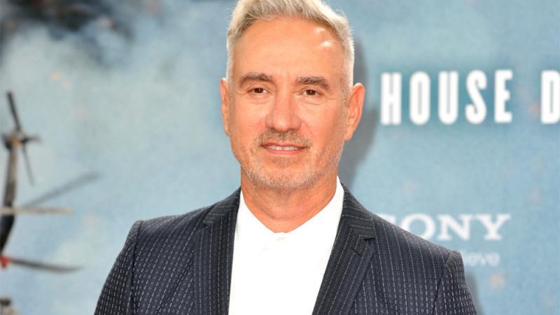 Roland Emmerich hat nicht immer die Hosen an Roland Emmerich hat nicht immer die Hosen an