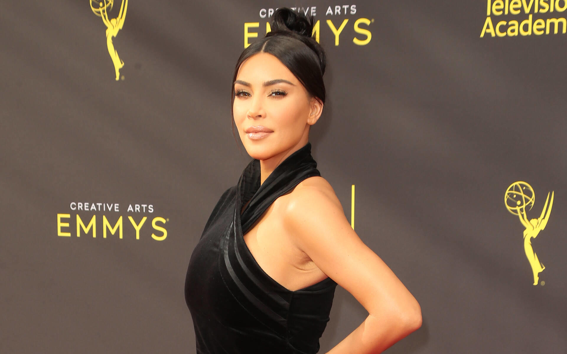Kim Kardashian: Söhne inspirieren ihre gemeinnützige Arbeit Kim Kardashian: Söhne inspirieren ihre gemeinnützige Arbeit