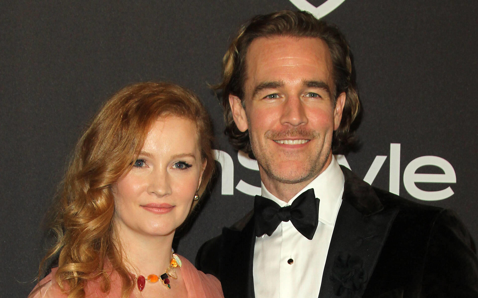James Van Der Beeks Frau Kimberly wäre bei Fehlgeburt beinahe gestorben James Van der Beek: Fast wäre seine Frau gestorben