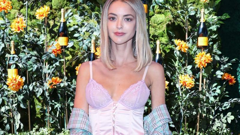 Kaitlynn Carter: So schwer litt sie wirklich unter der Trennung von Miley Cyrus Kaitlynn Carter: So schwer litt sie wirklich unter der Trennung von Miley Cyrus