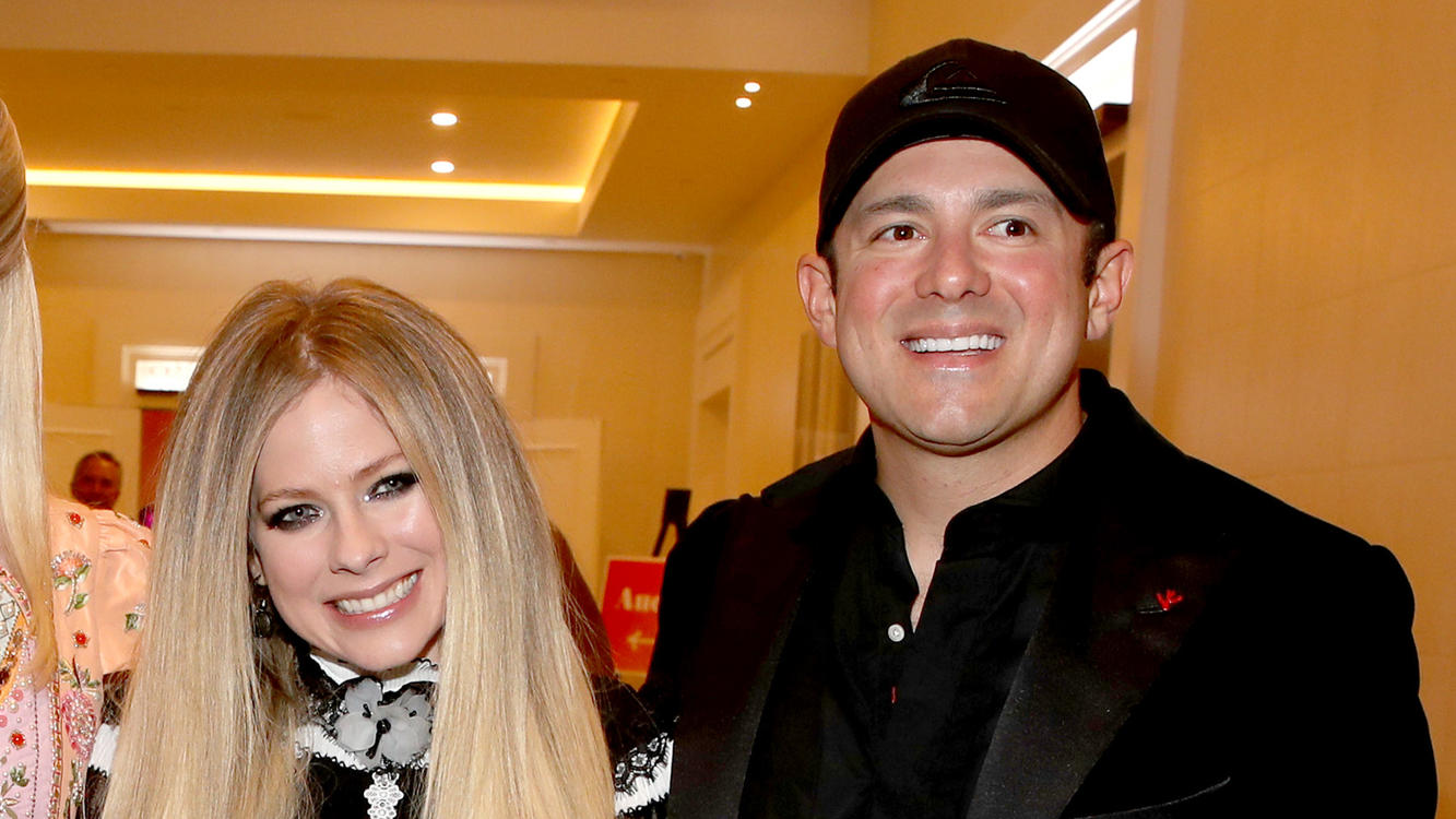 Sängerin Avril Lavigne und Milliardär Phillip Sarofim sollen sich getrennt haben Sängerin Avril Lavigne und Phillip Sarofim
