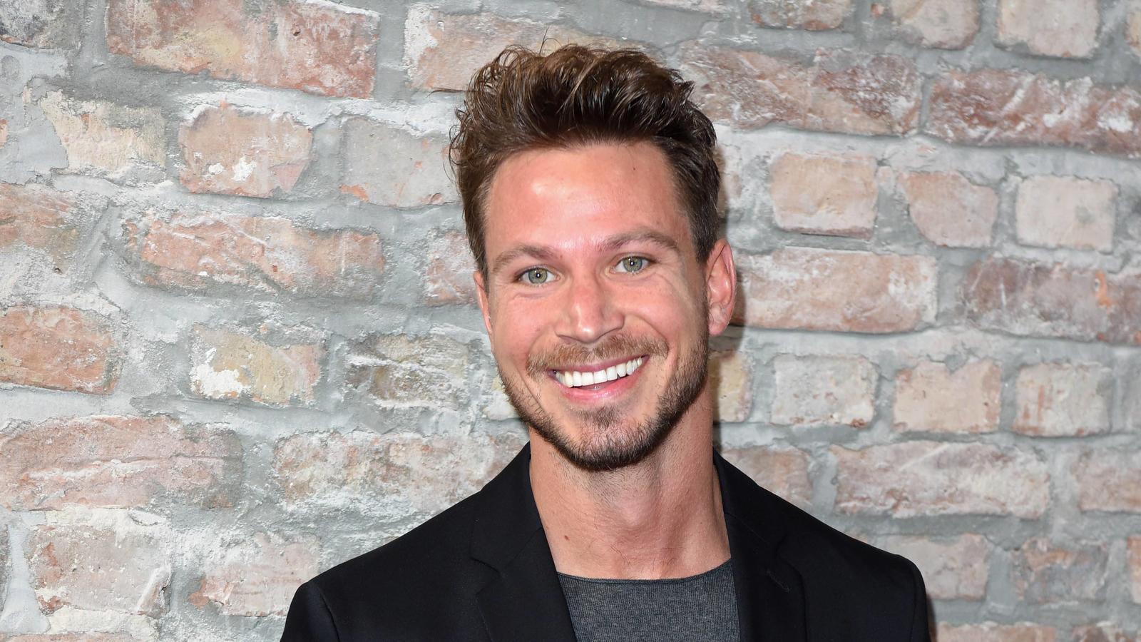 Ex-Bachelor Sebastian Pannek wird Vater: So reagieren seine ehemaligen Staffel-Kandidatinnen Sebastian Pannek bei Maybelline New York Show während der Berlin Fashion Week im Postbahnhof am 17.01.2019 *** Sebastian Pannek at Maybelline New York Show during Berlin Fashion Week at the Postbahnhof on 17 01 2019