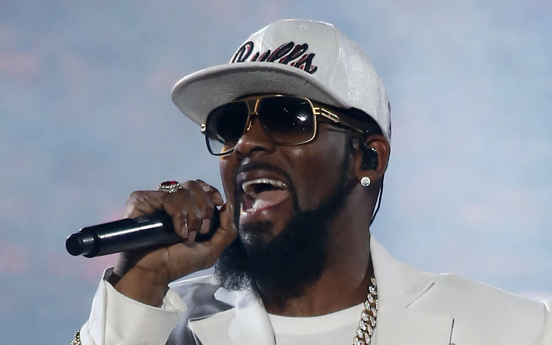 Bestechungsklage: R. Kelly will auf nicht schuldig plädieren Bestechungsklage: R. Kelly will auf nicht schuldig plädieren