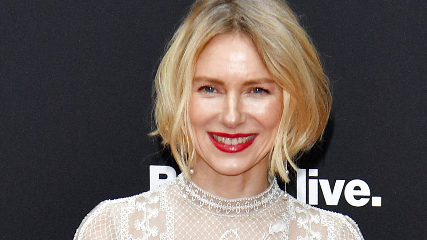 Naomi Watts: So handhabt sie den Isolations-Wahnsinn Naomi Watts and other celebrities attending the 71th Bambi Awards winners board at Festspielhaus Baden-Baden on November 21, 2019 in Baden-Baden, Germany.Pictured: Naomi WattsRef: SPL5131082 211119 NON-EXCLUSIVEPicture by: SplashNews.comSplash News a