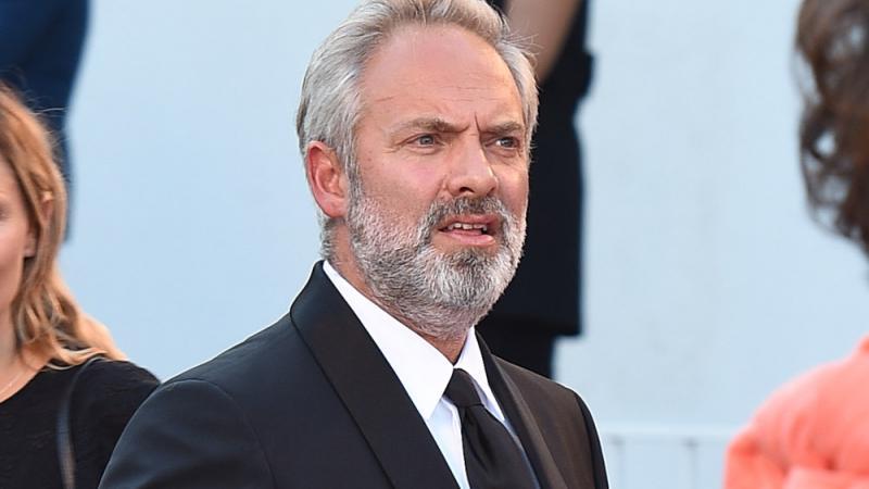 Sam Mendes: Wegen Bond sitzt er auf heißen Kohlen Sam Mendes: Wegen Bond sitzt er auf heißen Kohlen