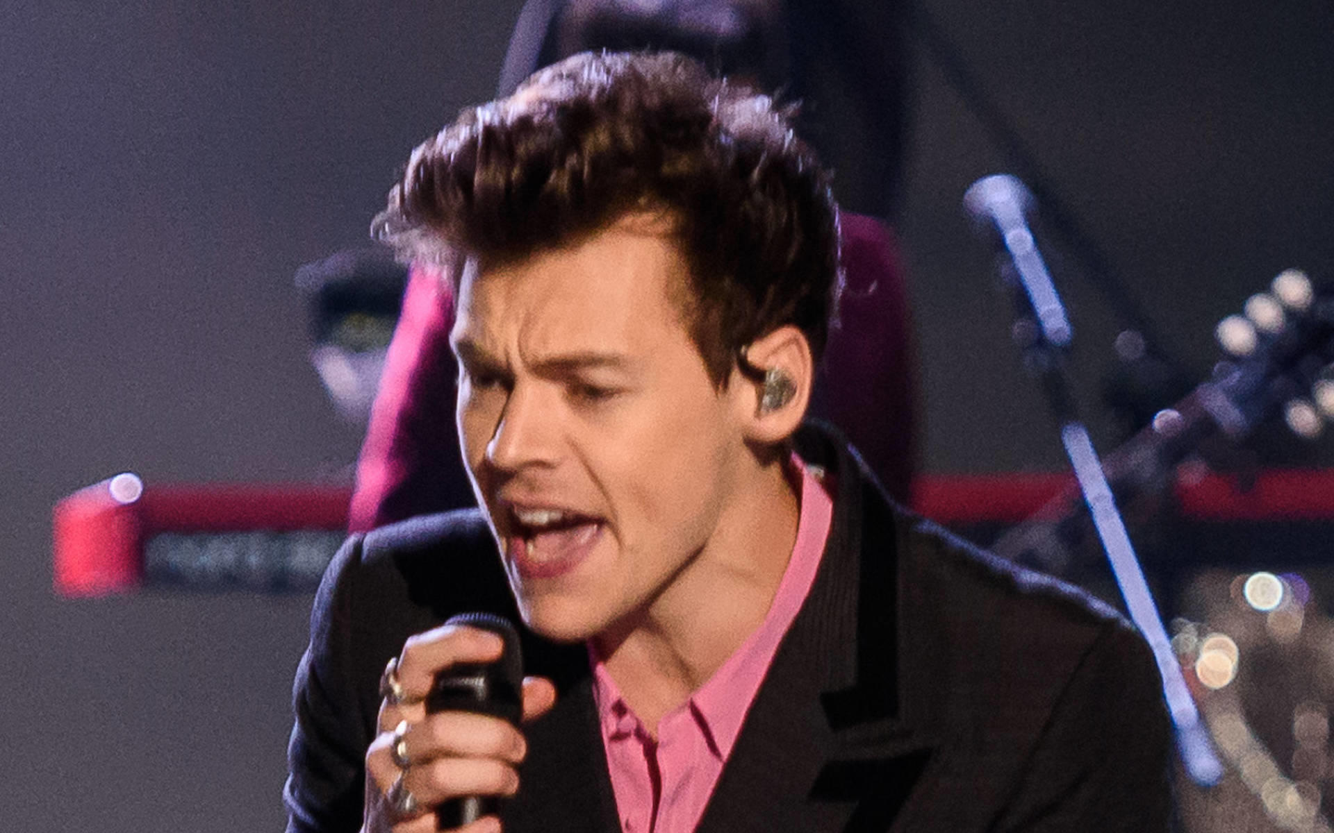 Harry Styles: Dieser Superstar war sein Überraschungsgast in London Harry Styles: Dieser Superstar war sein Überraschungsgast in London
