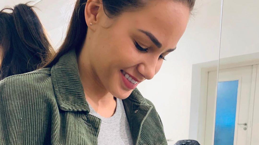 Angelina Heger kämpft gegen Schwangerschaftsmüdigkeit Angelina Heger mit Babybauch