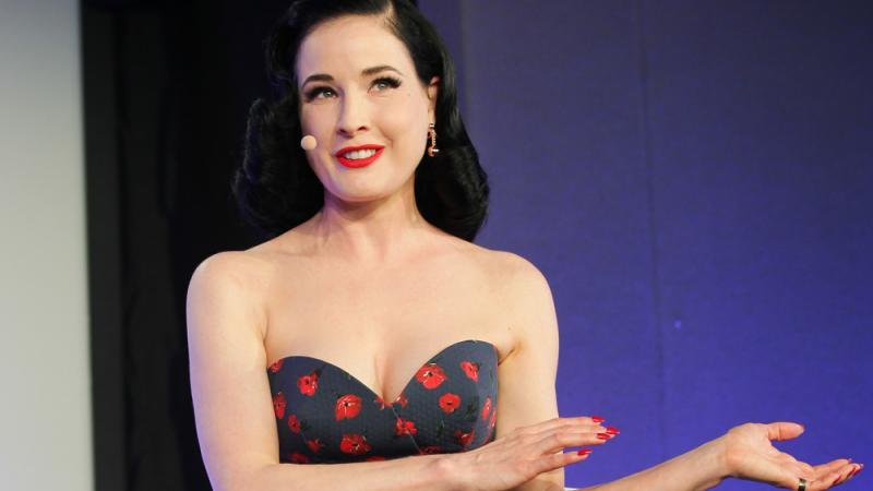 Dita von Teese: So wickelt man Männer um den Finger Dita von Teese: So wickelt man Männer um den Finger