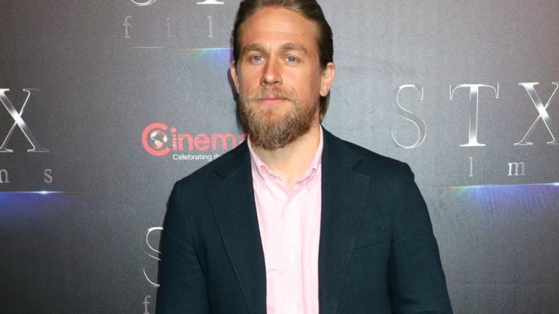 Charlie Hunnam: Seine Freundin will heiraten Charlie Hunnam: Seine Freundin will heiraten