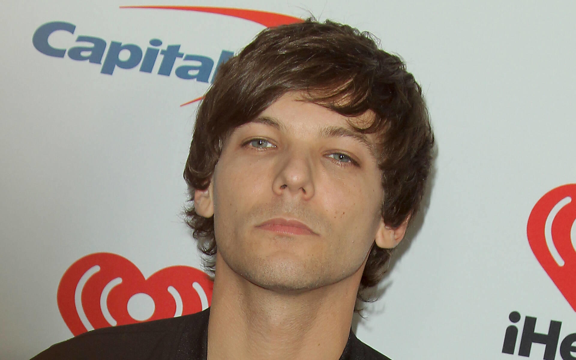 One Direction Louis Tomlinson Spricht Selten Mit Bandkollegen