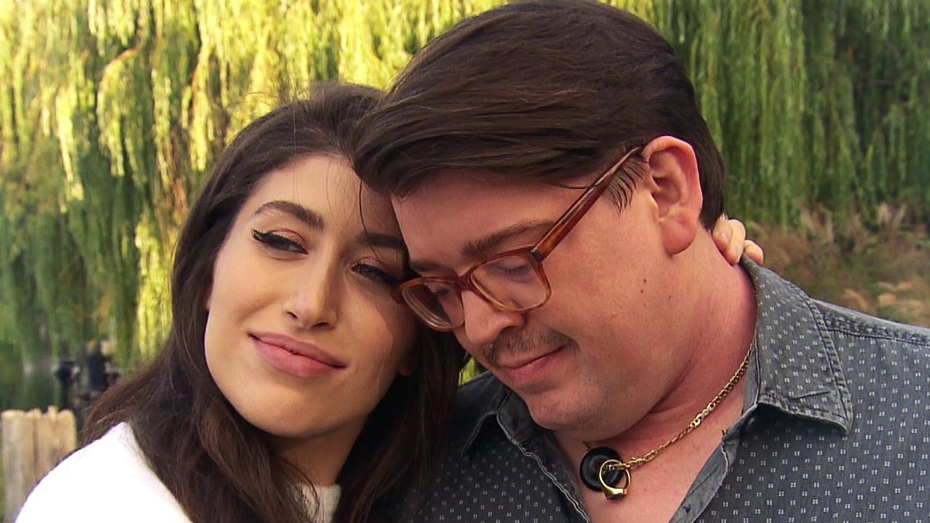 YouTuberin Diana June verrät den Namen ihres Sohnes Diana June und ihr Mann David sind Anfang 2020 erneut Eltern geworden. Nun verrät die YouTuberin ihren Fans endlich den Namen ihres Sohnes.