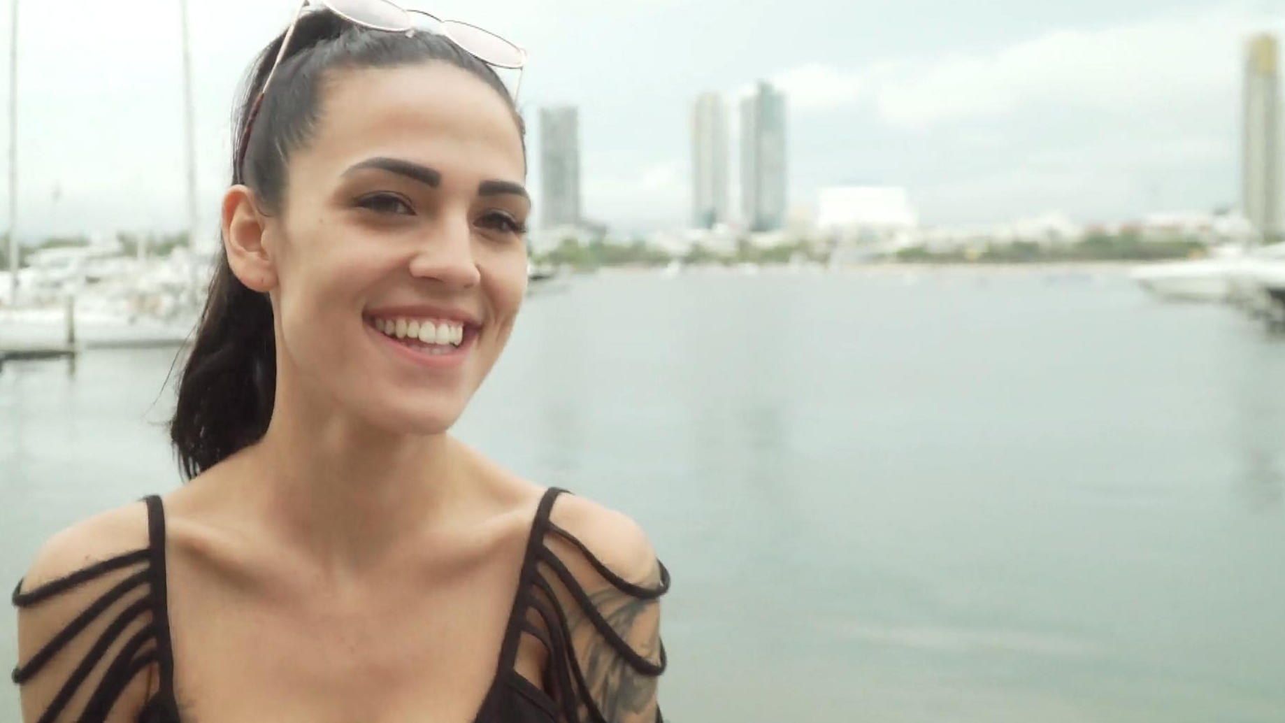 Elena Miras: Start der Bikini-Kollektion misslingt auf ganzer Linie "Sommerhaus"-Gewinnerin Elena Miras startet Bikini-Kollektion